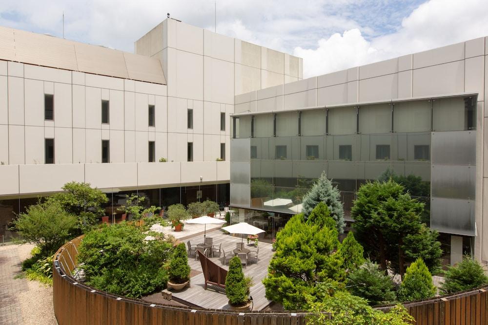 Hotel Molino Shin Yuri 4*